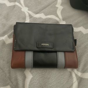 fossil wallet